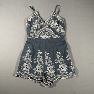 Simplee Romper Womens Medium Blue Chambray White‎ Embroidered